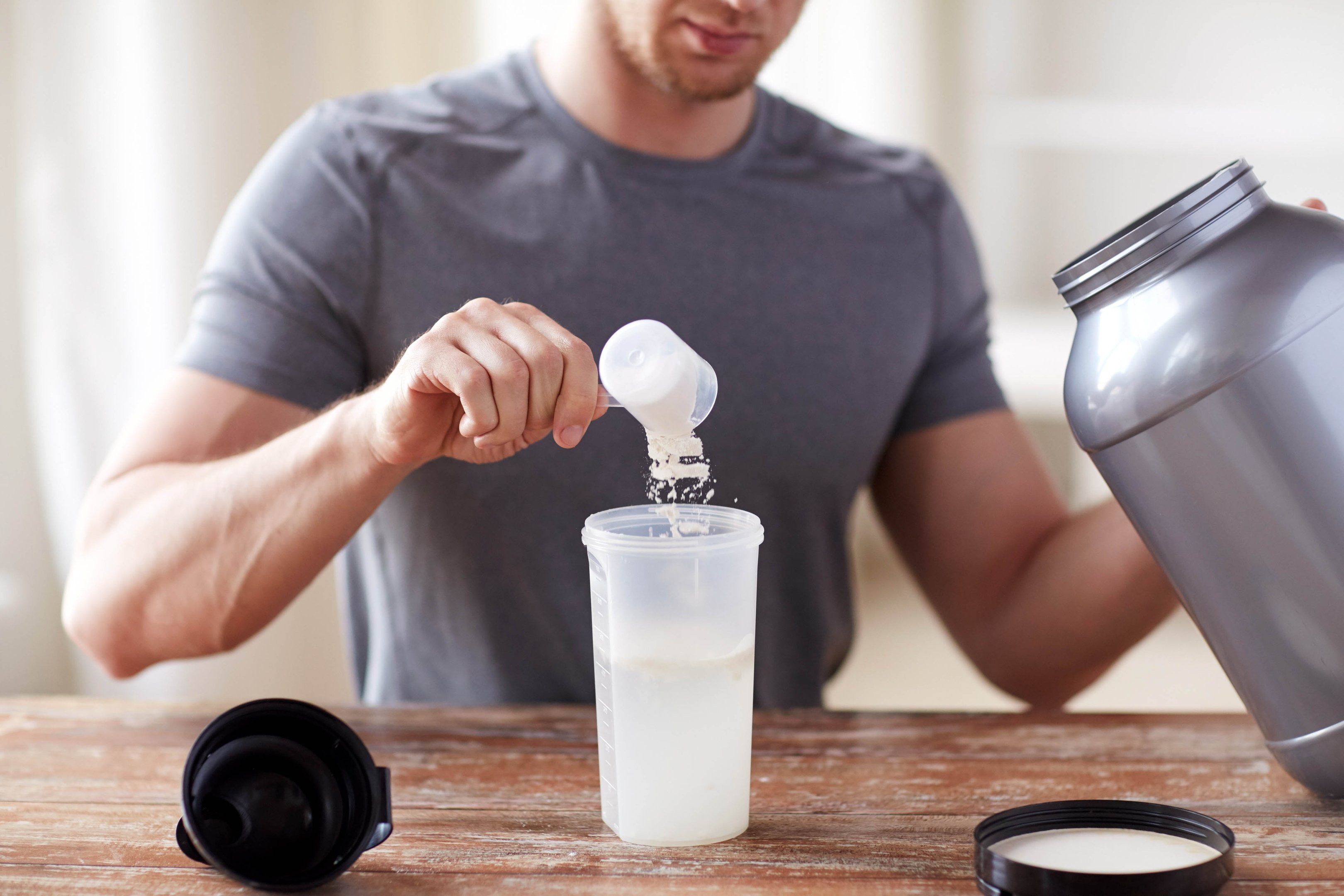 Suplementação Alimentar para Ganho Muscular: A Ciência e a Estratégia por Trás dos Resultados
